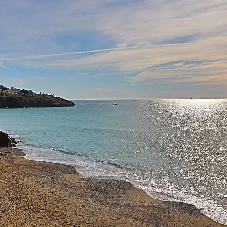 Studio Cabine Cosy En Rez De Jardin Face A La Mer Avec Parking Prive A - Fr-1-472a-159 * Sète